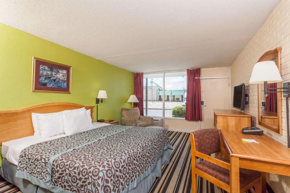 Days Inn by Wyndham Jackson Image 25